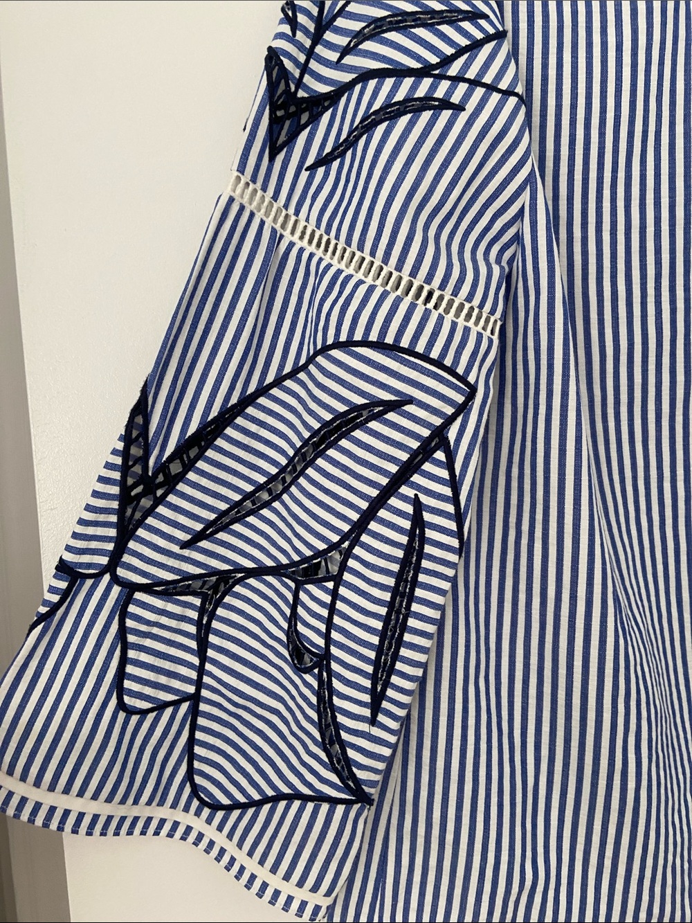 NWOT Tanya Taylor Striped Blue & White Embroidered Sleeve Top - Picture 11 of 11